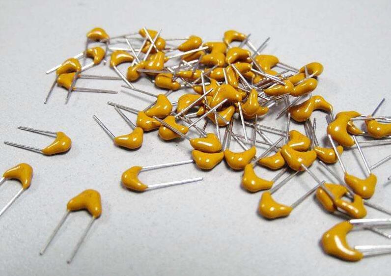 插件電路板獨(dú)石電容器的常見問(wèn)題解答